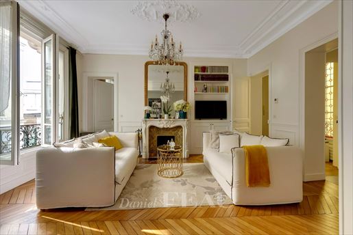 Appartement 4 pièces 85 m² · à Versailles · 85 m² · 978 000 €