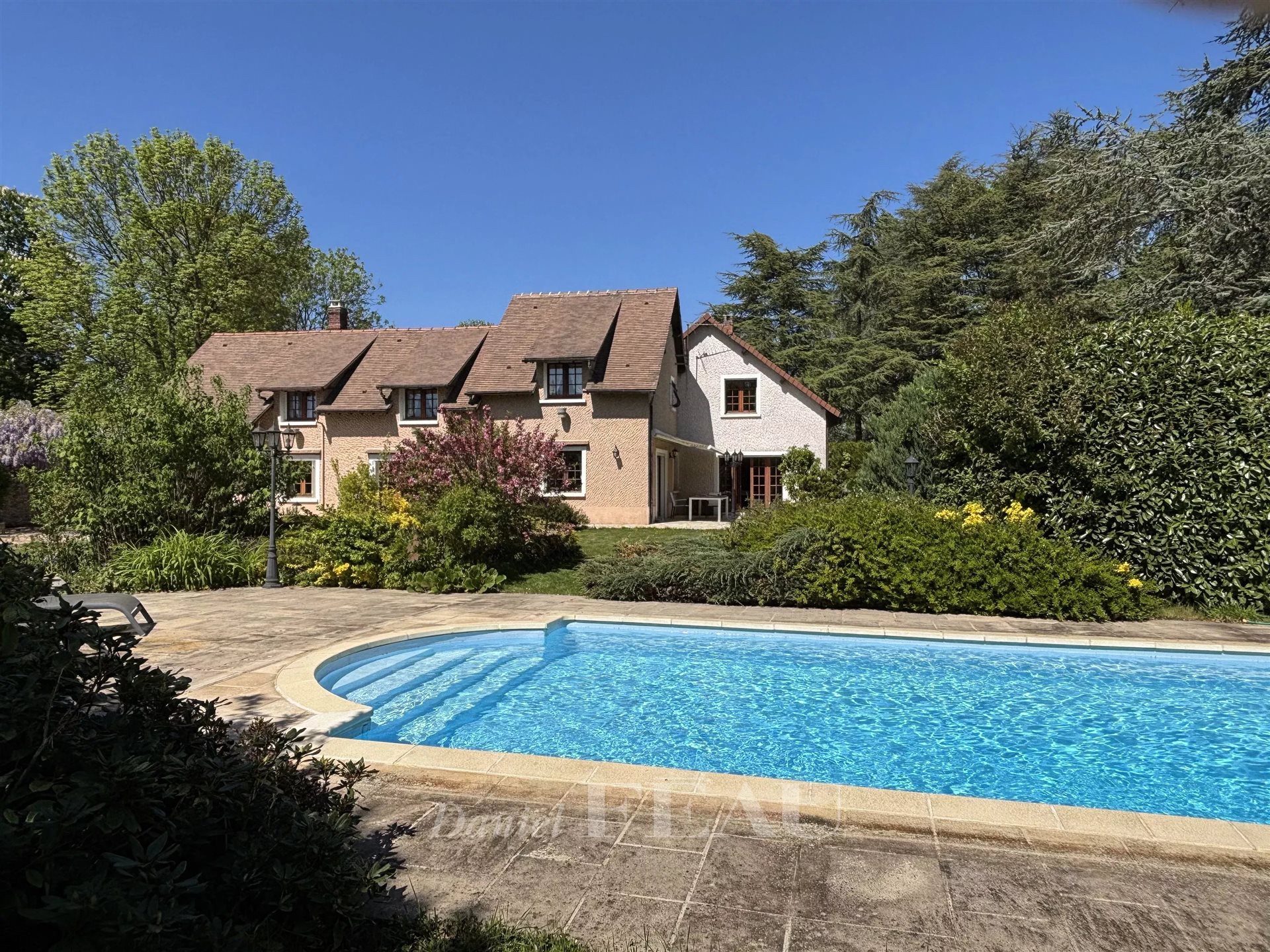 Maison à vendre, 300m², Les Mesnuls