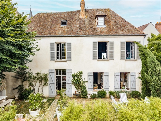 Maison 10 pièces 394 m² · à Montfort-l'Amaury · 394 m² · 2 484 000 €