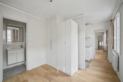 Appartement 2 pièces 43 m² · à Versailles · 43 m² · 385 000 €