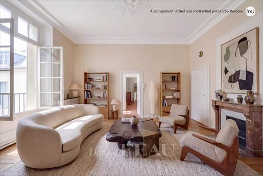 Appartement 10 pièces 220 m² · à Versailles · 220 m² · 1 900 000 €