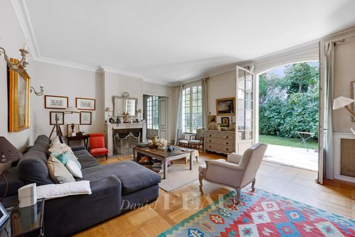 Maison 12 pièces 285 m² · à Versailles · 285 m² · 1 995 000 €