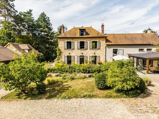 Maison 10 pièces 350 m² · à Gambais · 350 m² · 1 750 000 €