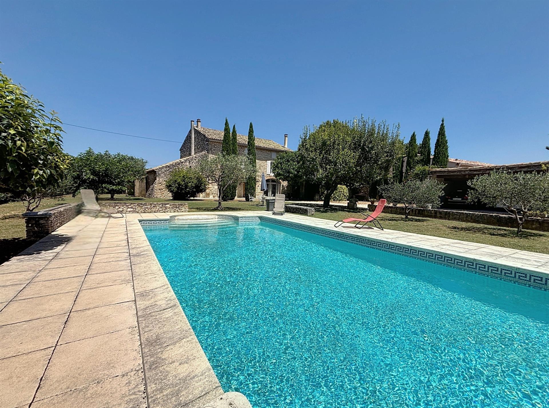 Maison à vendre, 195m², Grignan