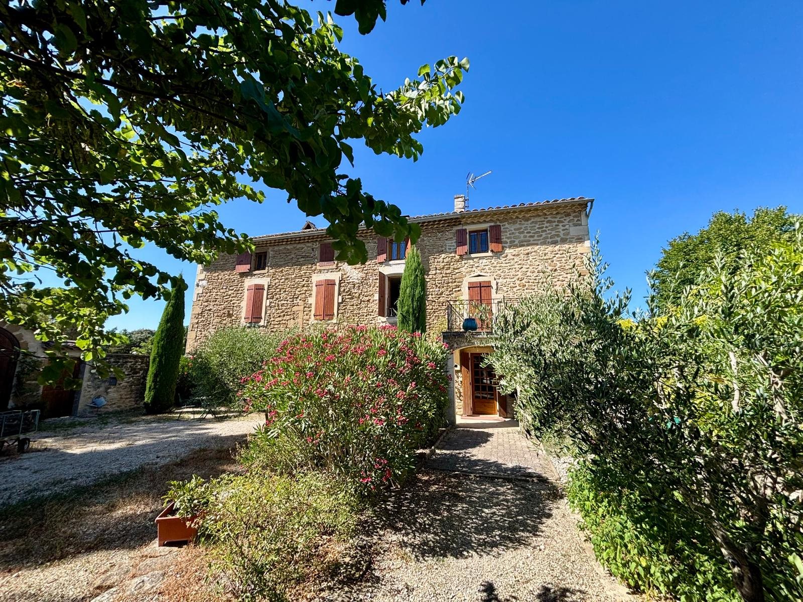 Maison à vendre, 257m², Grignan