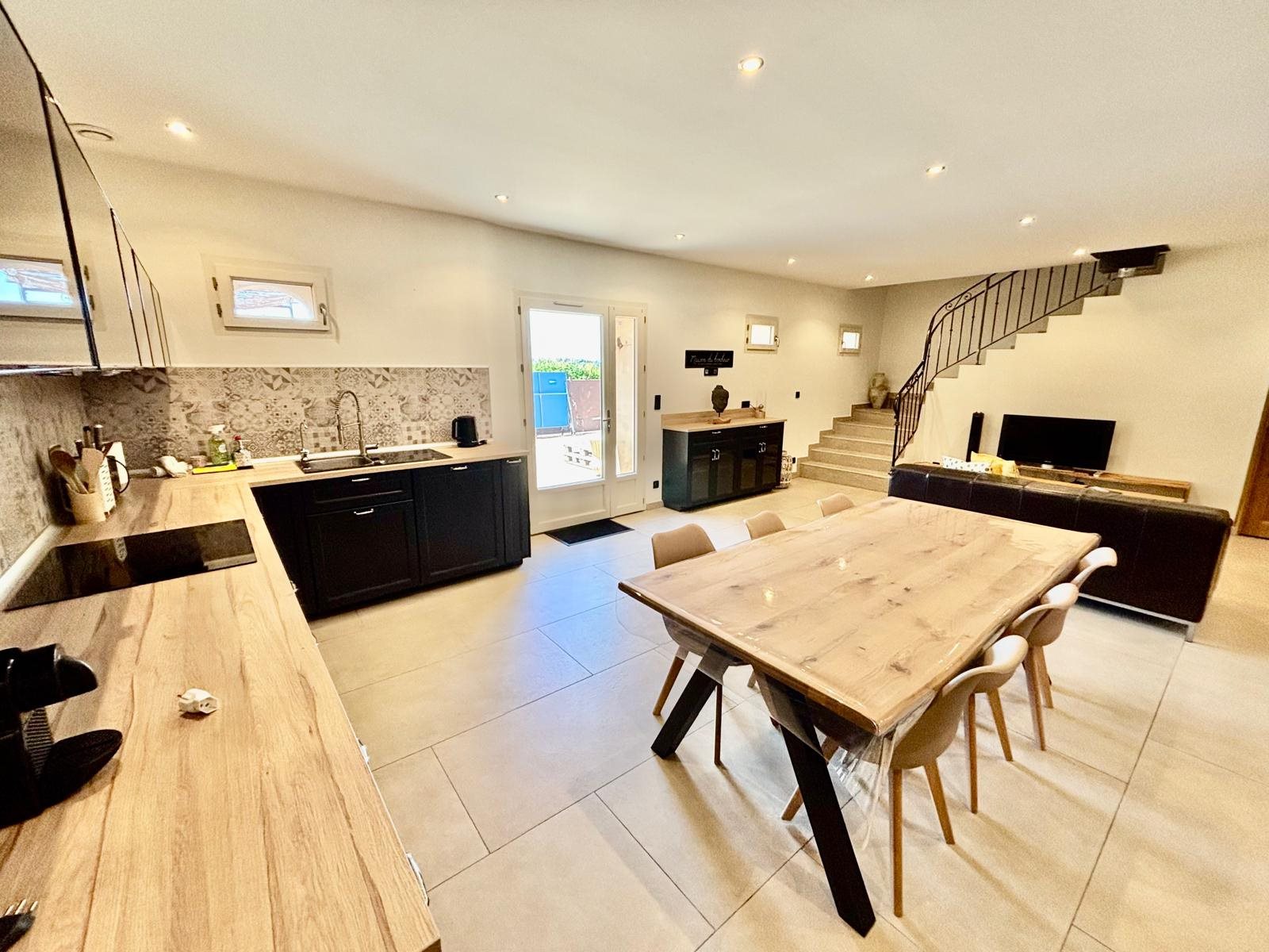Maison à vendre, 154m², Valréas