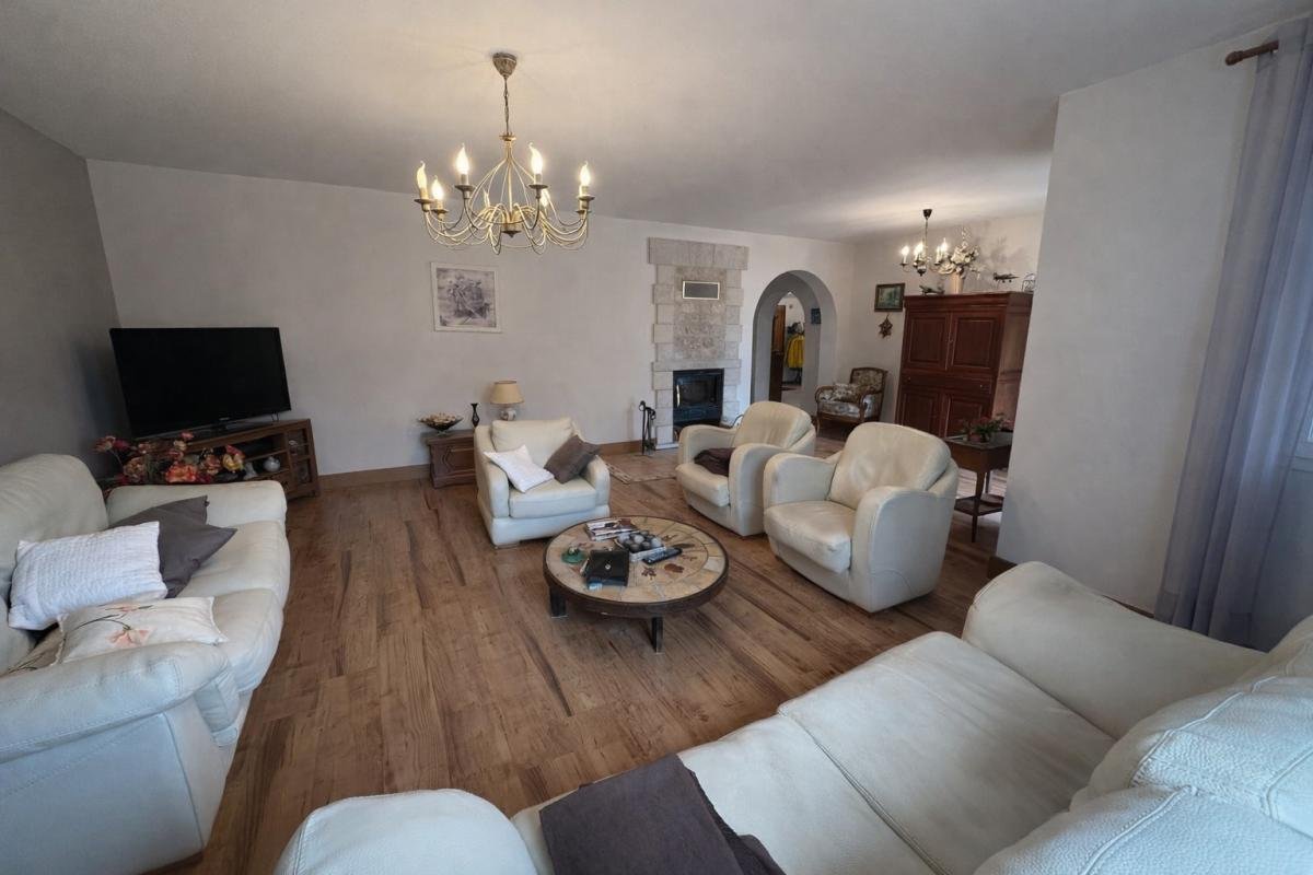 Maison à vendre, 188m², Lalbenque