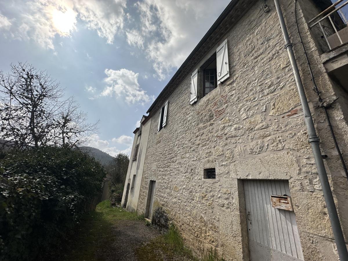 Maison à vendre, 143m², Douelle
