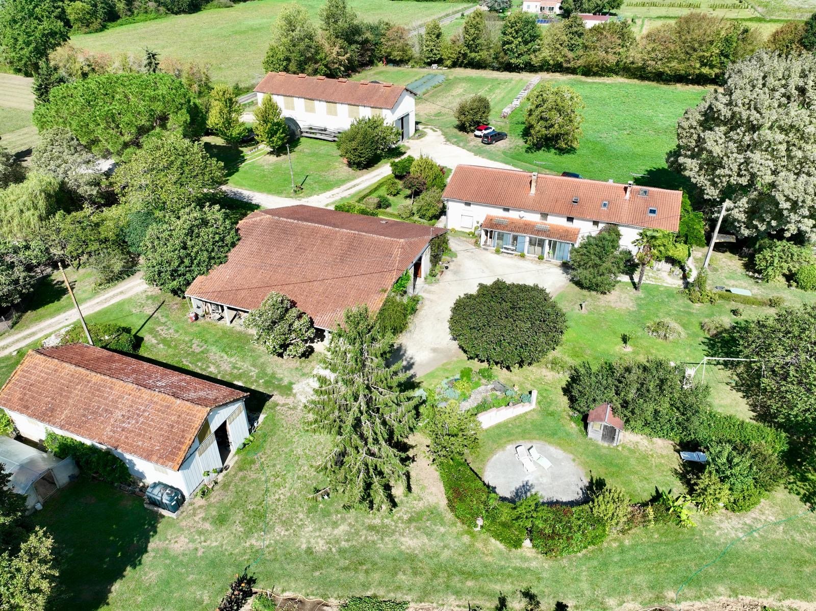 Maison à vendre, 375m², Saint-Sylvestre-sur-Lot