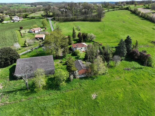 Maison 4 pièces 93 m² · à Castillonnès · 93 m² · 280 000 €
