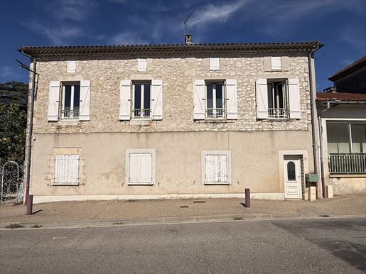 Annonce · à Laroque-Timbaut · 120 m² · 185 000 €