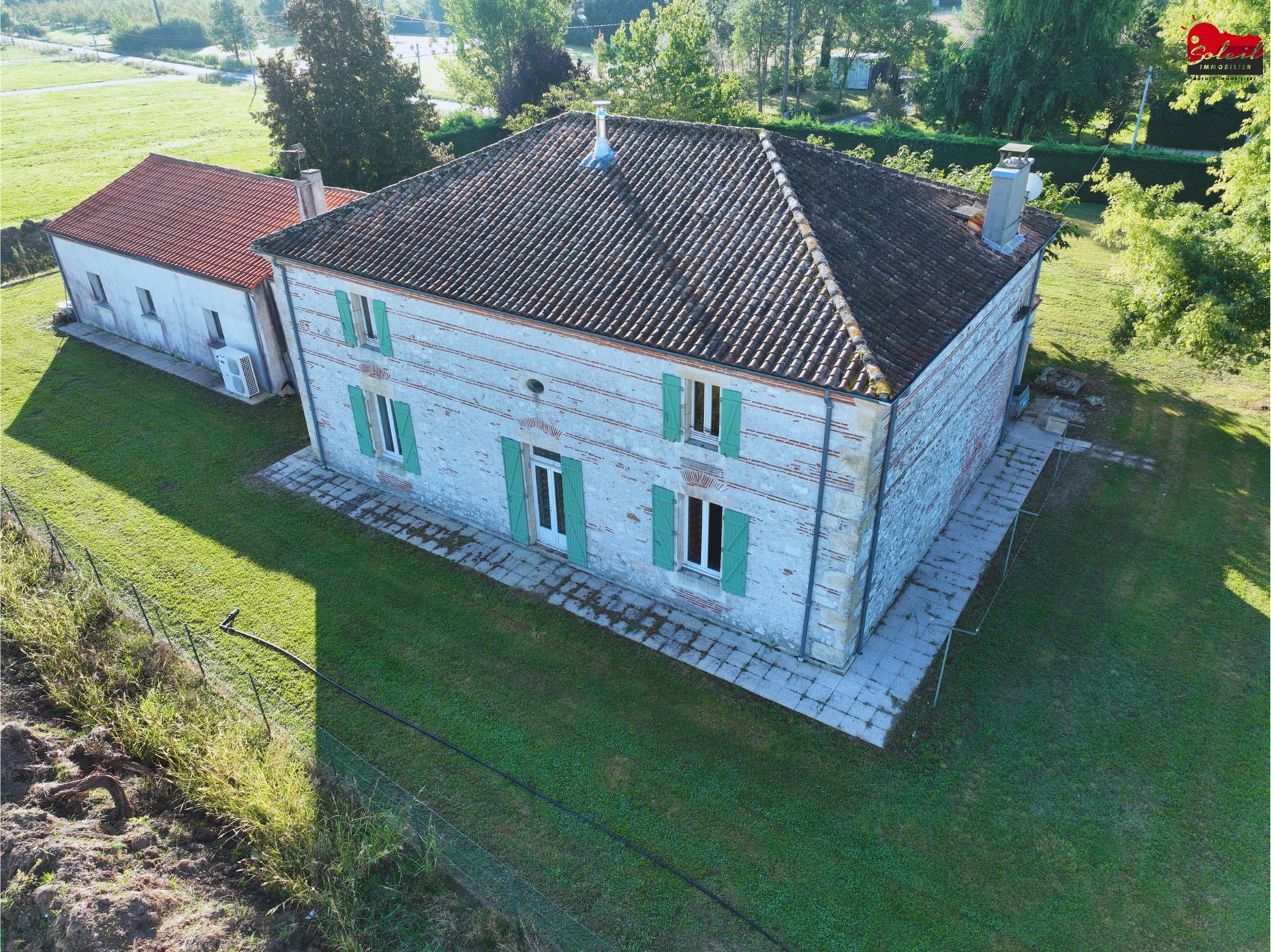 Maison à vendre, 273m², Sainte-Livrade-sur-Lot