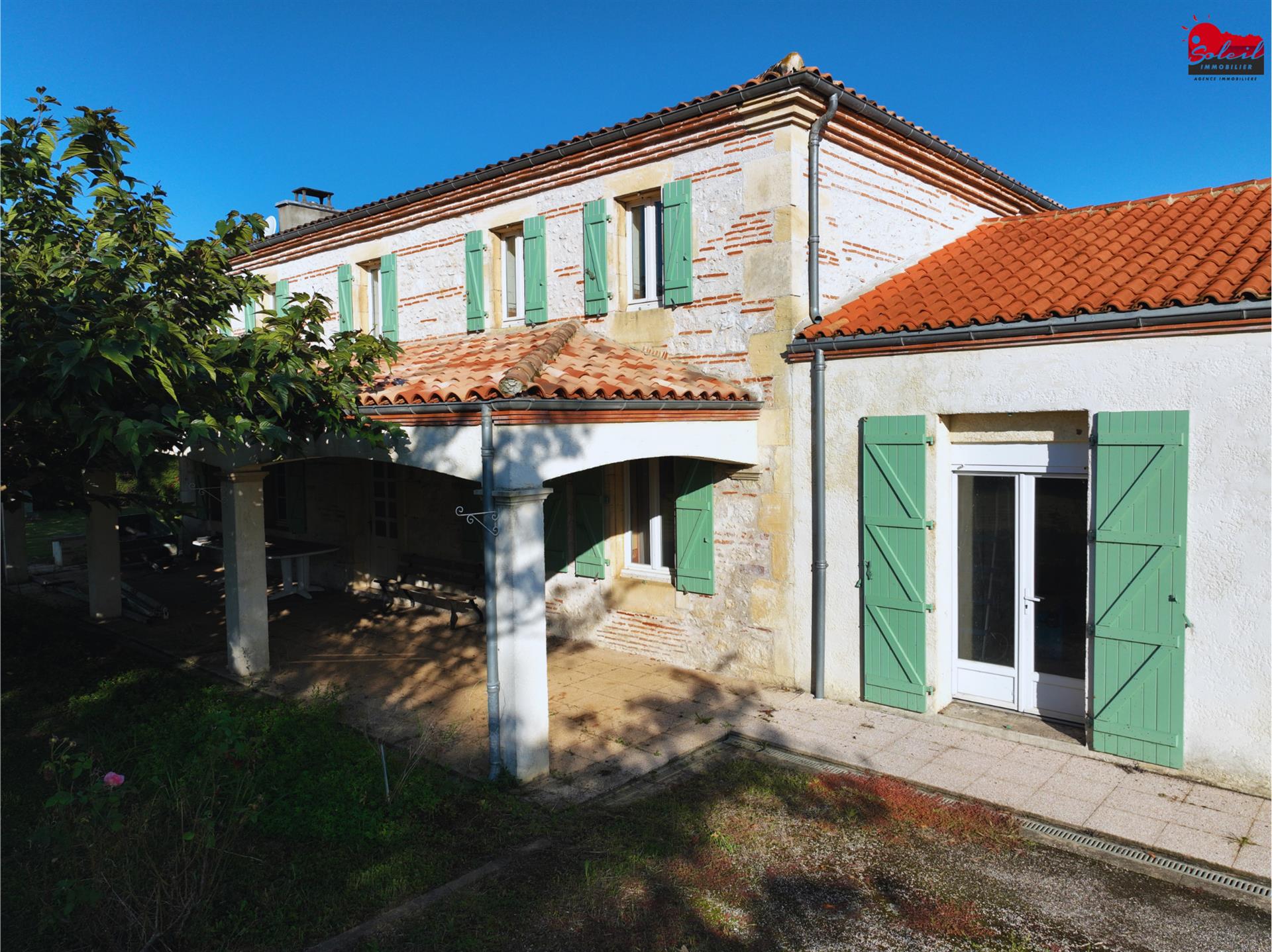 Maison à vendre, 273m², Sainte-Livrade-sur-Lot
