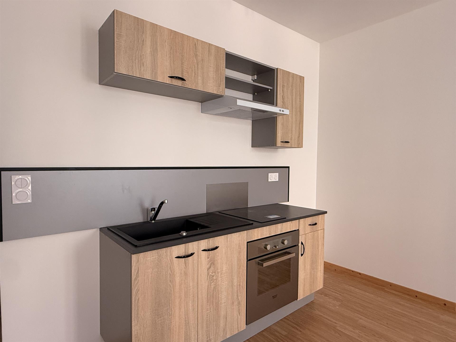 Maison à vendre, 200m², Villeneuve-sur-Lot