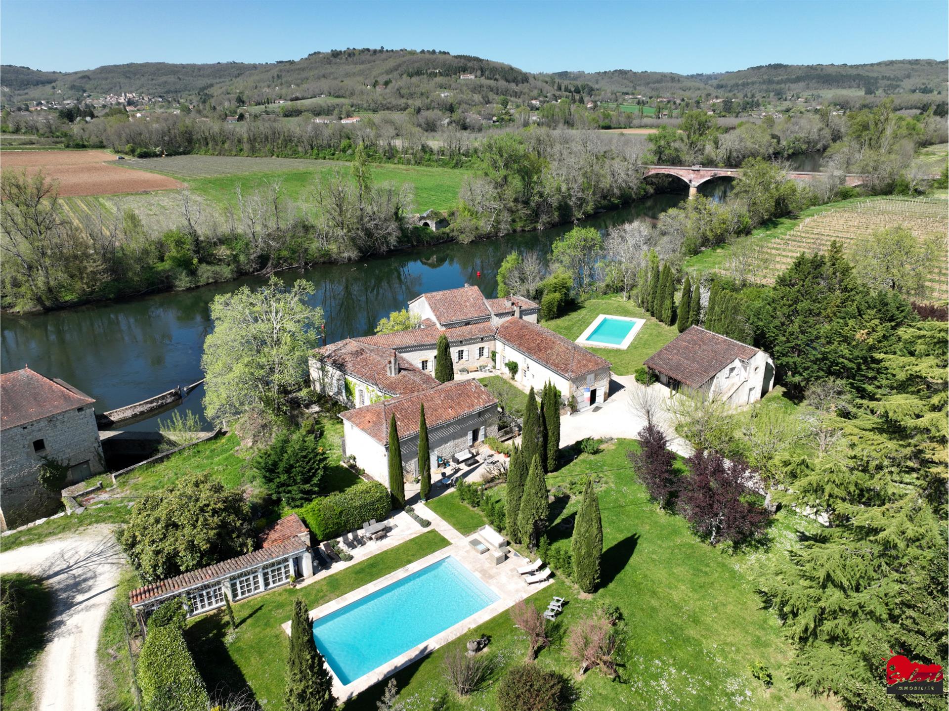 Maison à vendre, 520m², Puy-l'Evêque