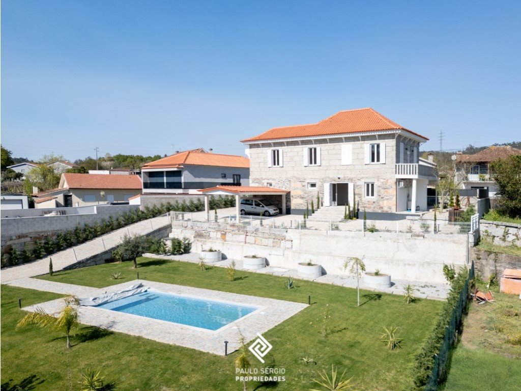 1920s villa located in Felgueiras