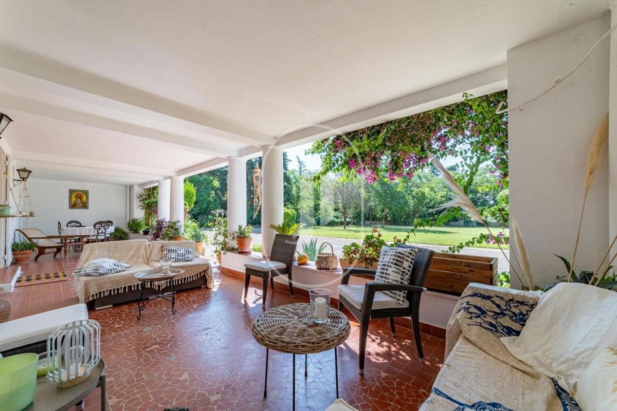 Maison à vendre, 760m², Arles