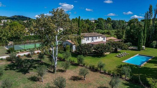 Maison 7 pièces 340 m² · à Maussane-les-Alpilles · 340 m² · 4 900 000 €