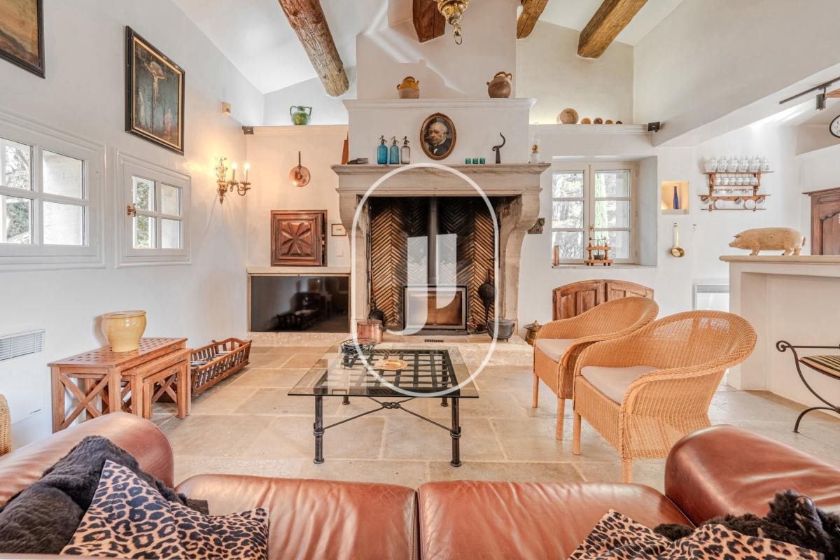 Maison à vendre, 183m², Les Baux-de-Provence