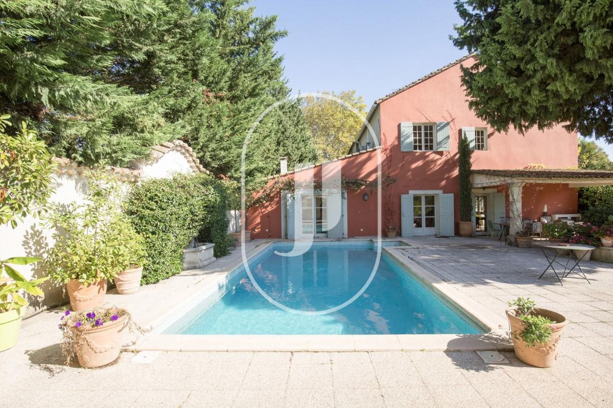 Maison à vendre, 210m², Maillane