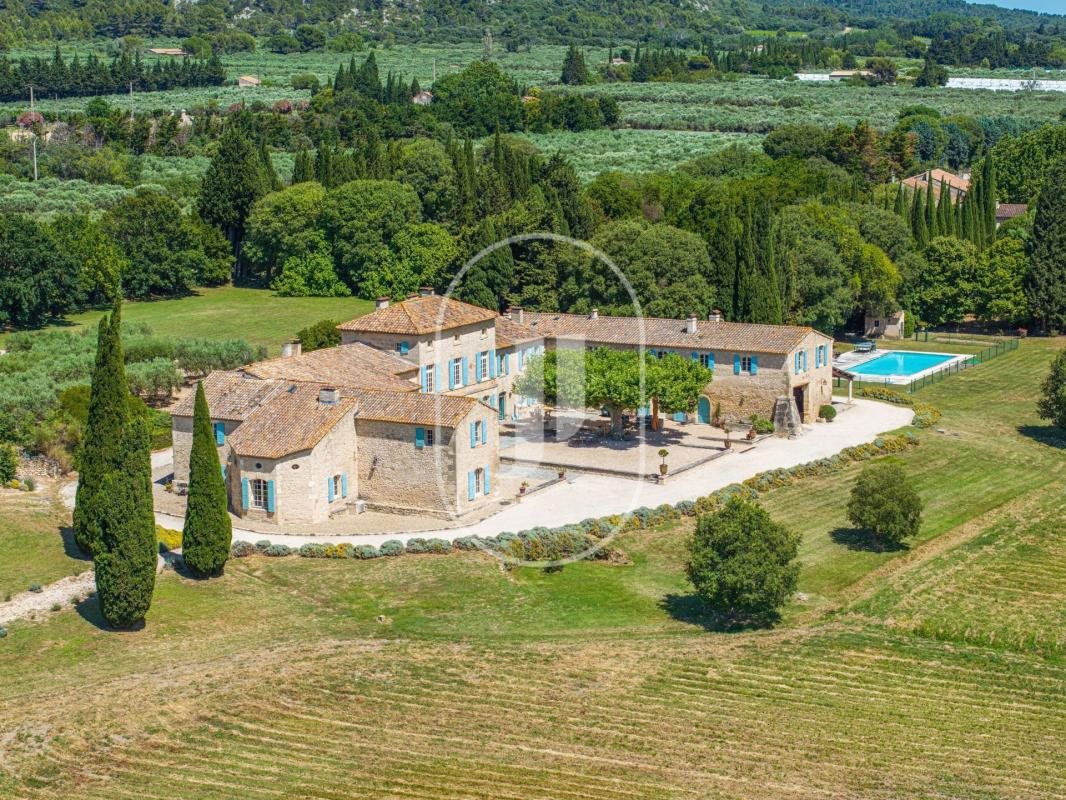 Maison à vendre, 1500m², Fontvieille