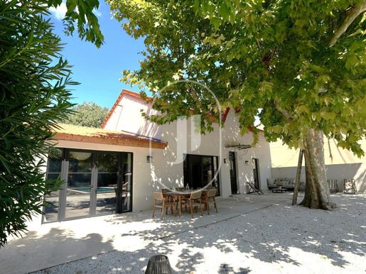 Maison 4 pièces 115 m² · à Maillane · 115 m² · 998 000 €
