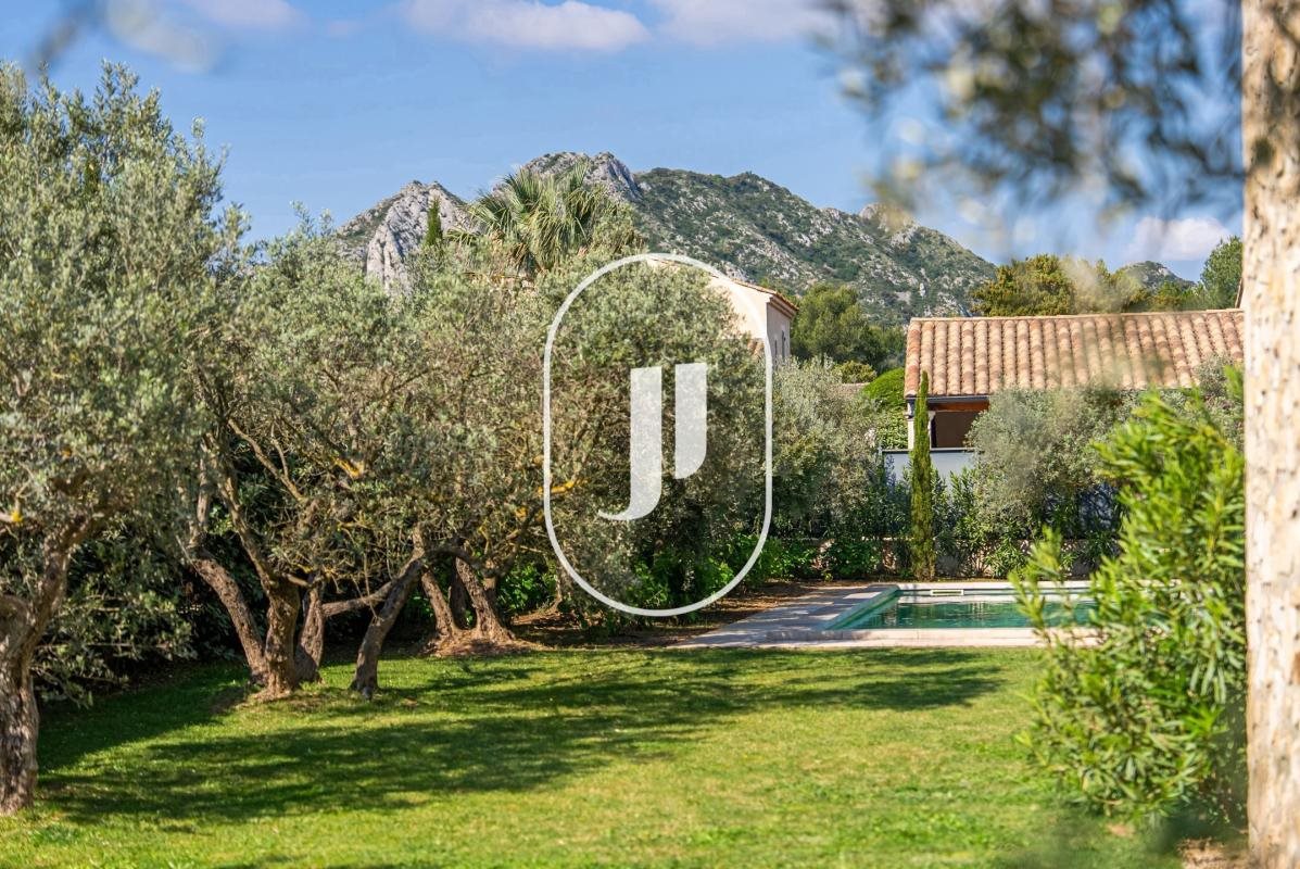 Maison à vendre, 173m², Eygalières