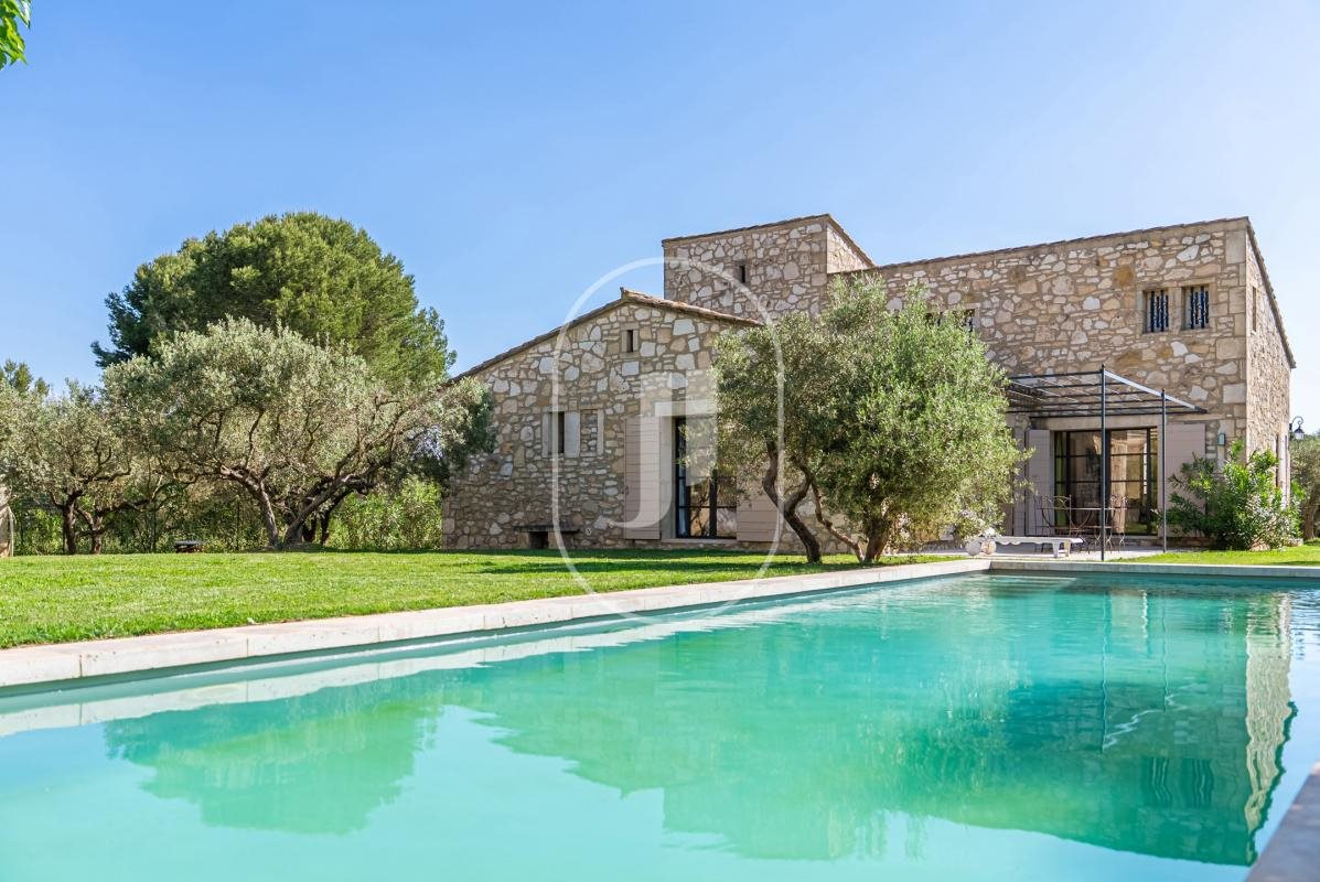 Maison à vendre, 173m², Eygalières