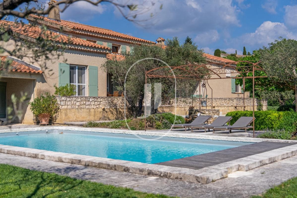 Maison à vendre, 194m², Paradou