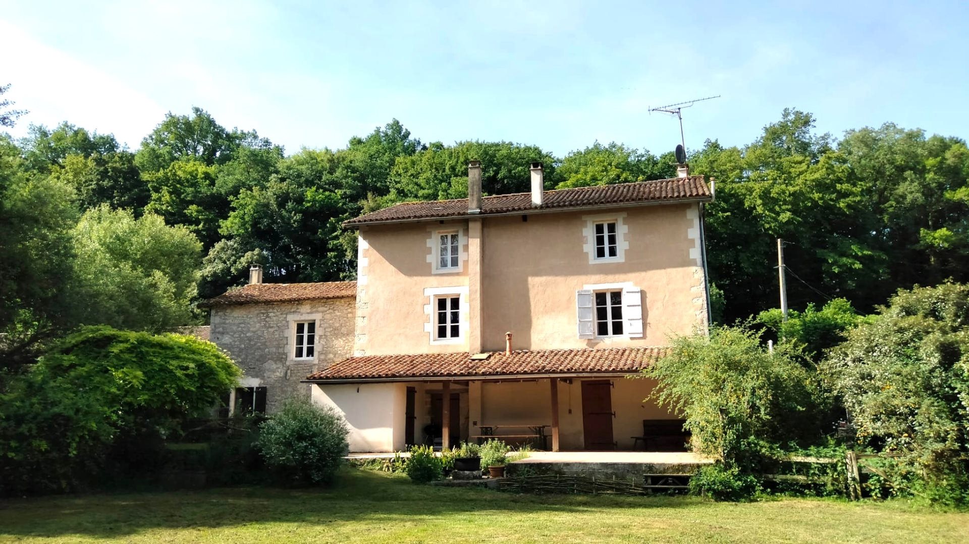 Maison à vendre, 294m², Nanteuil-en-Vallée
