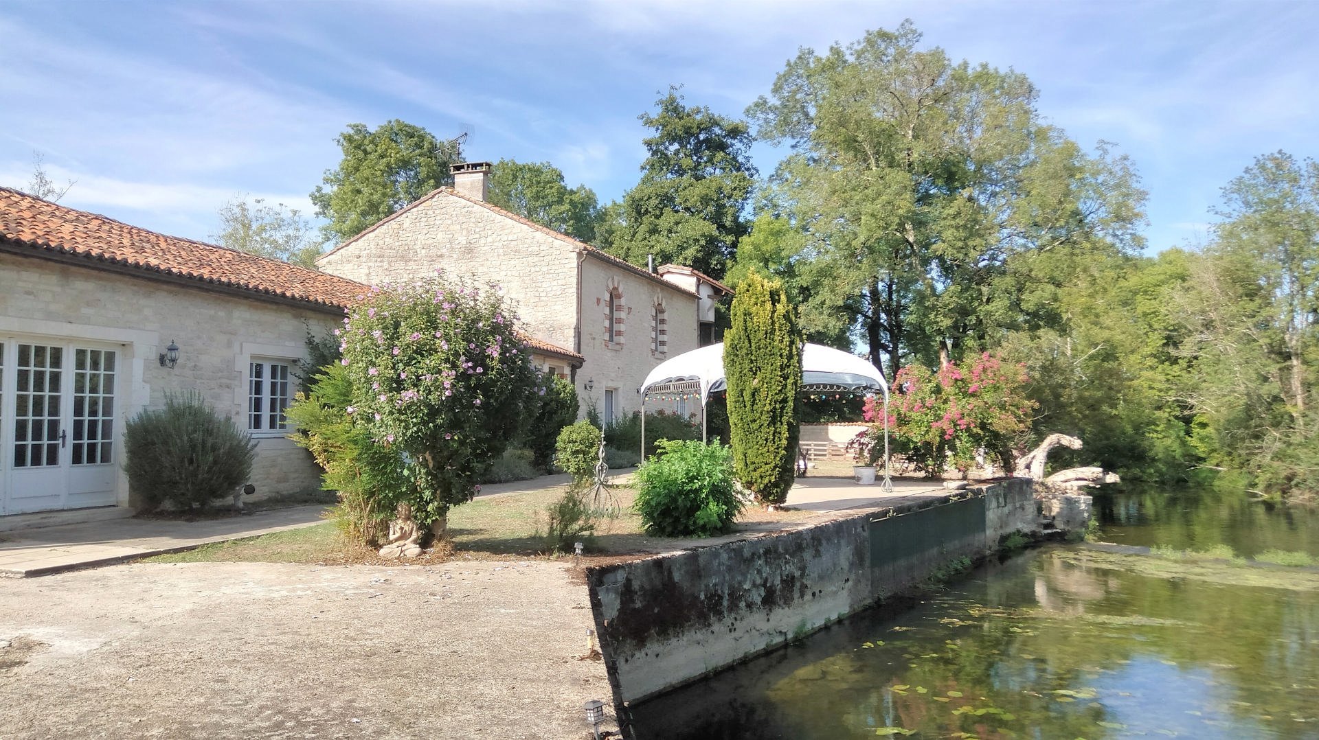 Maison à vendre, 336m², Luxé