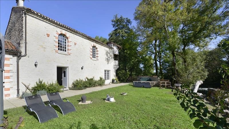 Maison à vendre, 336m², Luxé
