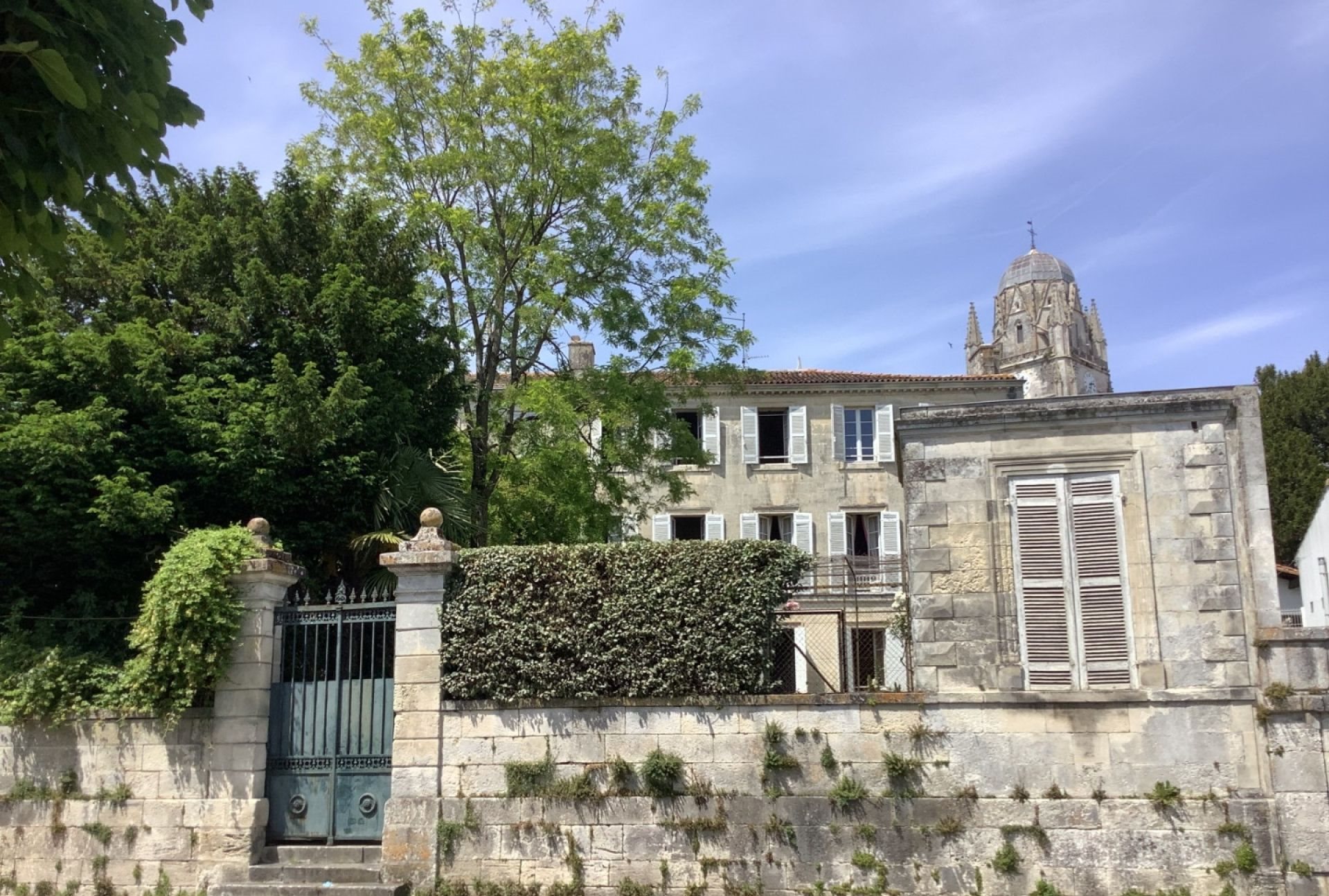 Maison à vendre, 471m², Saintes