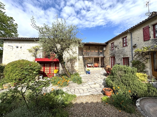 Maison 155 m² · à Salles-de-Villefagnan · 155 m² · 178 200 €