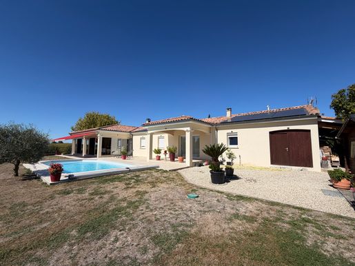 Maison 156 m² · à Saint-Maigrin · 156 m² · 424 000 €