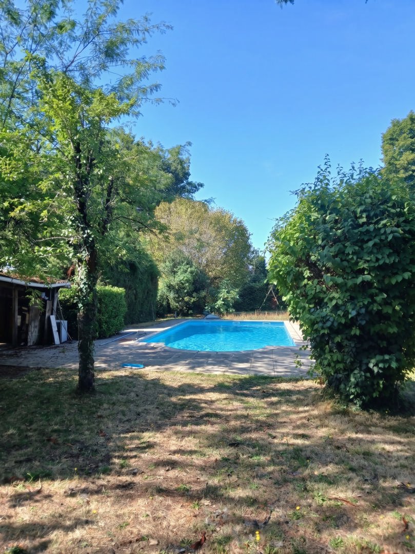 Maison à vendre, 163m², Saint-Priest-les-Fougères