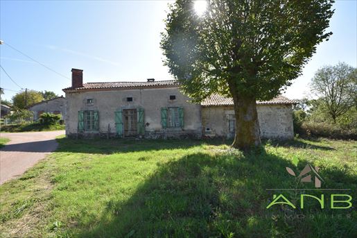 Maison 6 pièces 145 m² · à Bussière-Badil · 145 m² · 50 000 €