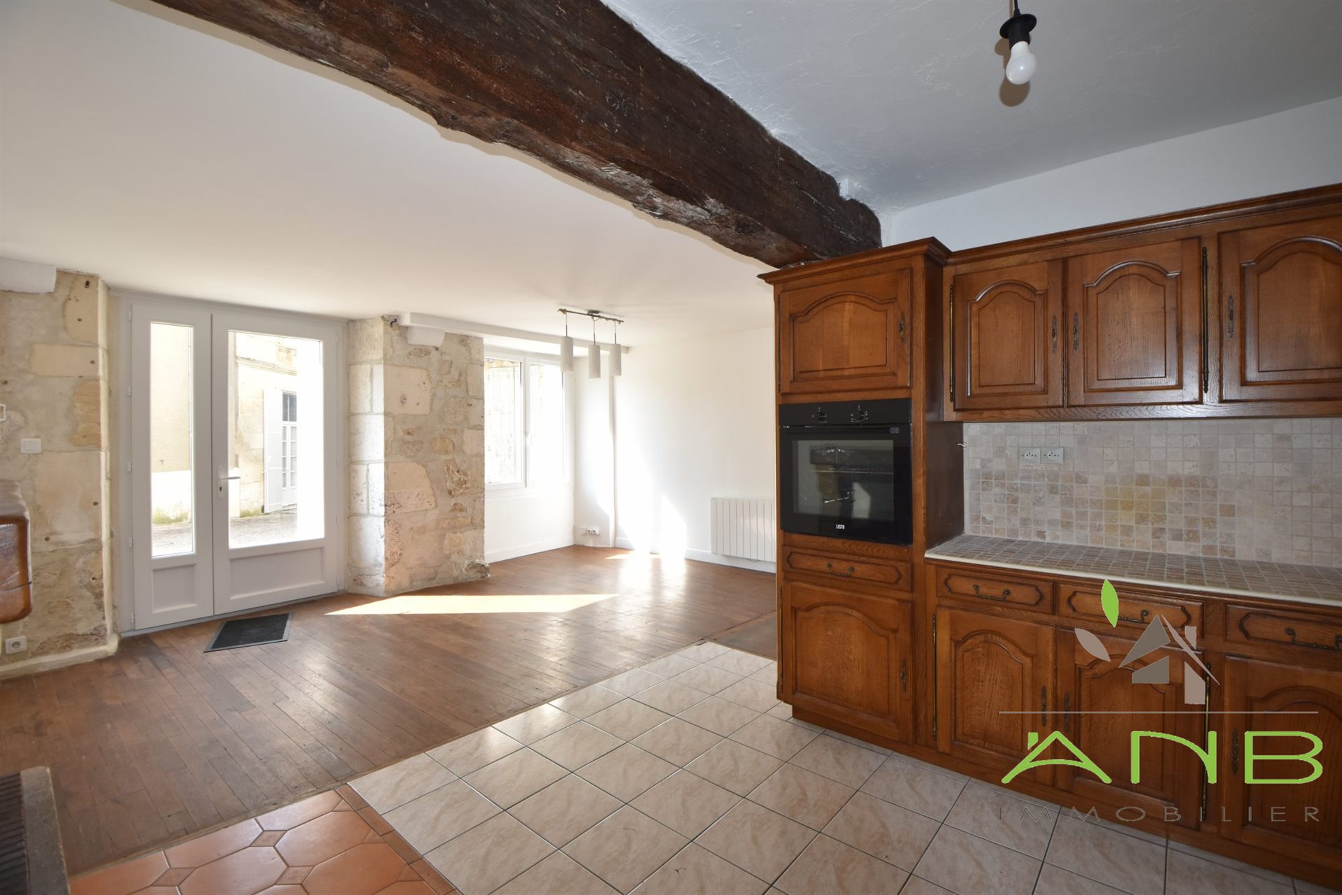 Maison à vendre, 101m², Montbron