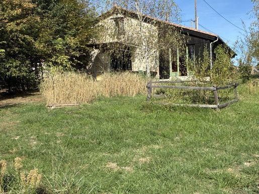 Maison 5 pièces 88 m² · à Varaignes · 88 m² · 165 400 €