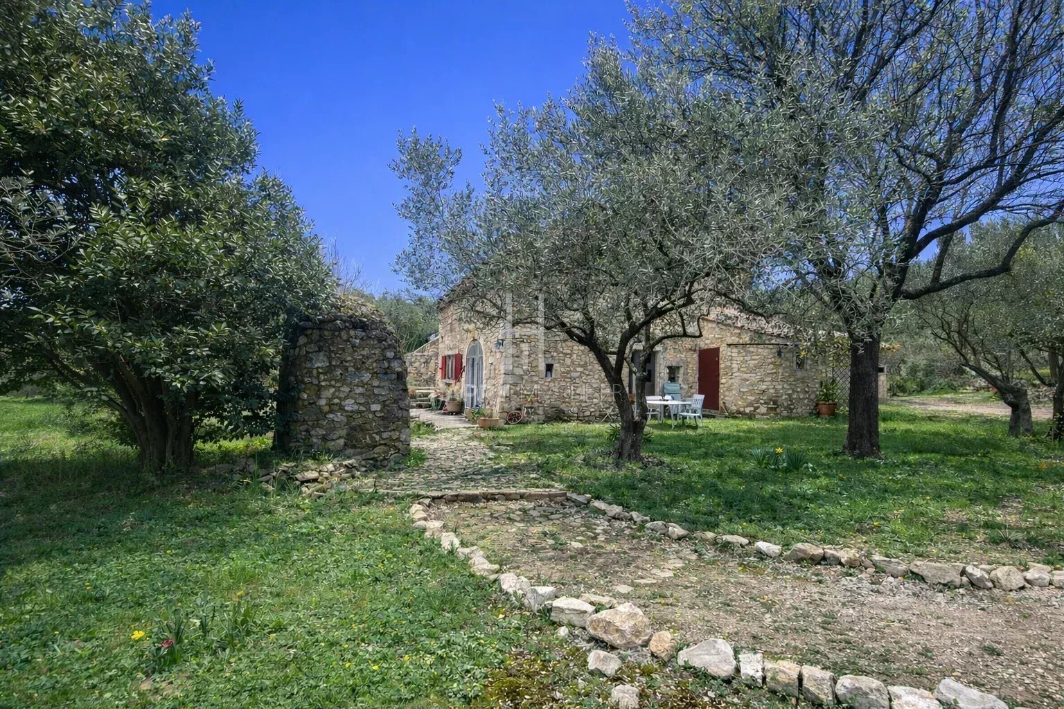 Maison à vendre, 250m², Eygalières