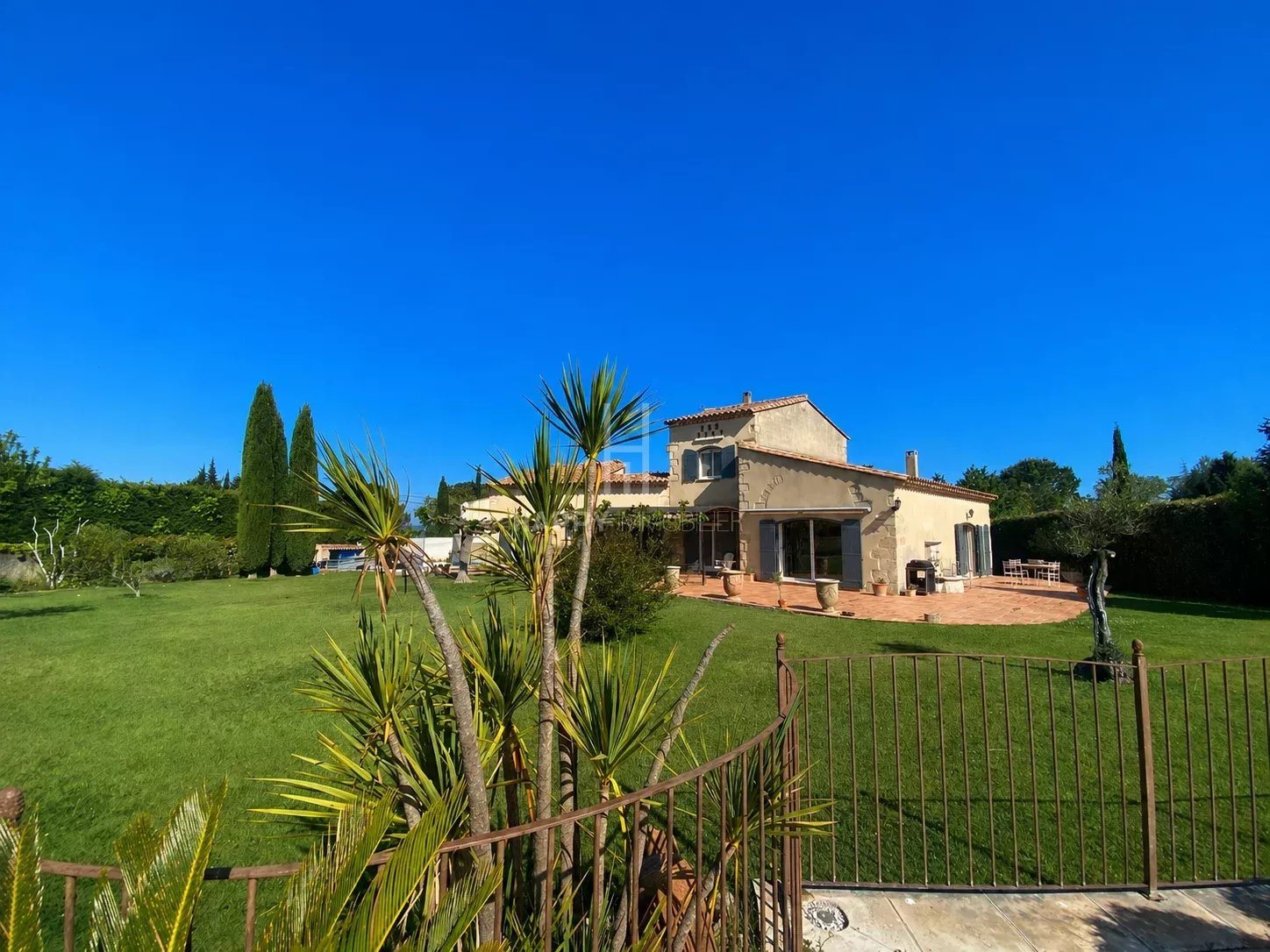 Maison à vendre, 185m², Fontvieille