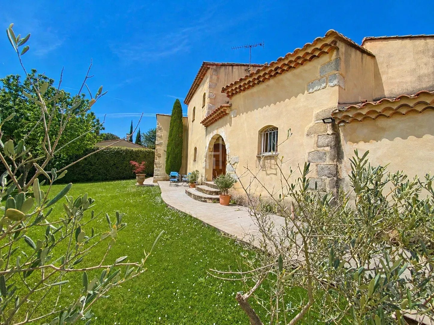 Maison à vendre, 185m², Fontvieille