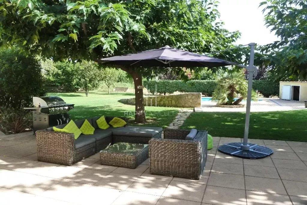 Maison à vendre, 180m², Saint-Martin-de-Crau
