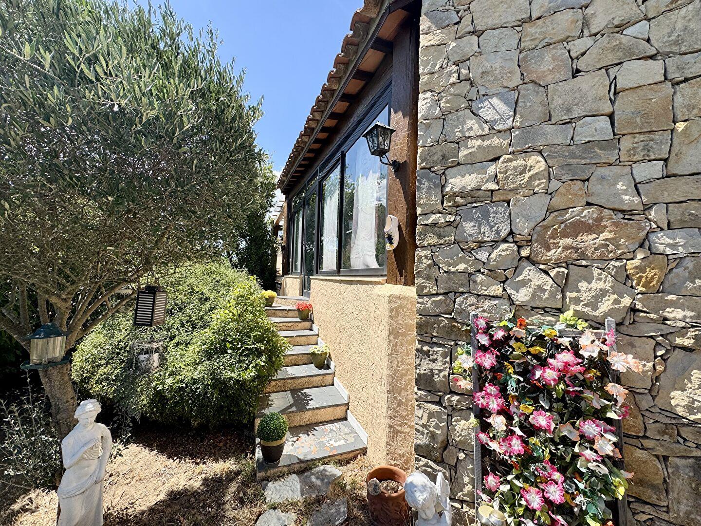 Maison à vendre, 130m², Besse-sur-Issole