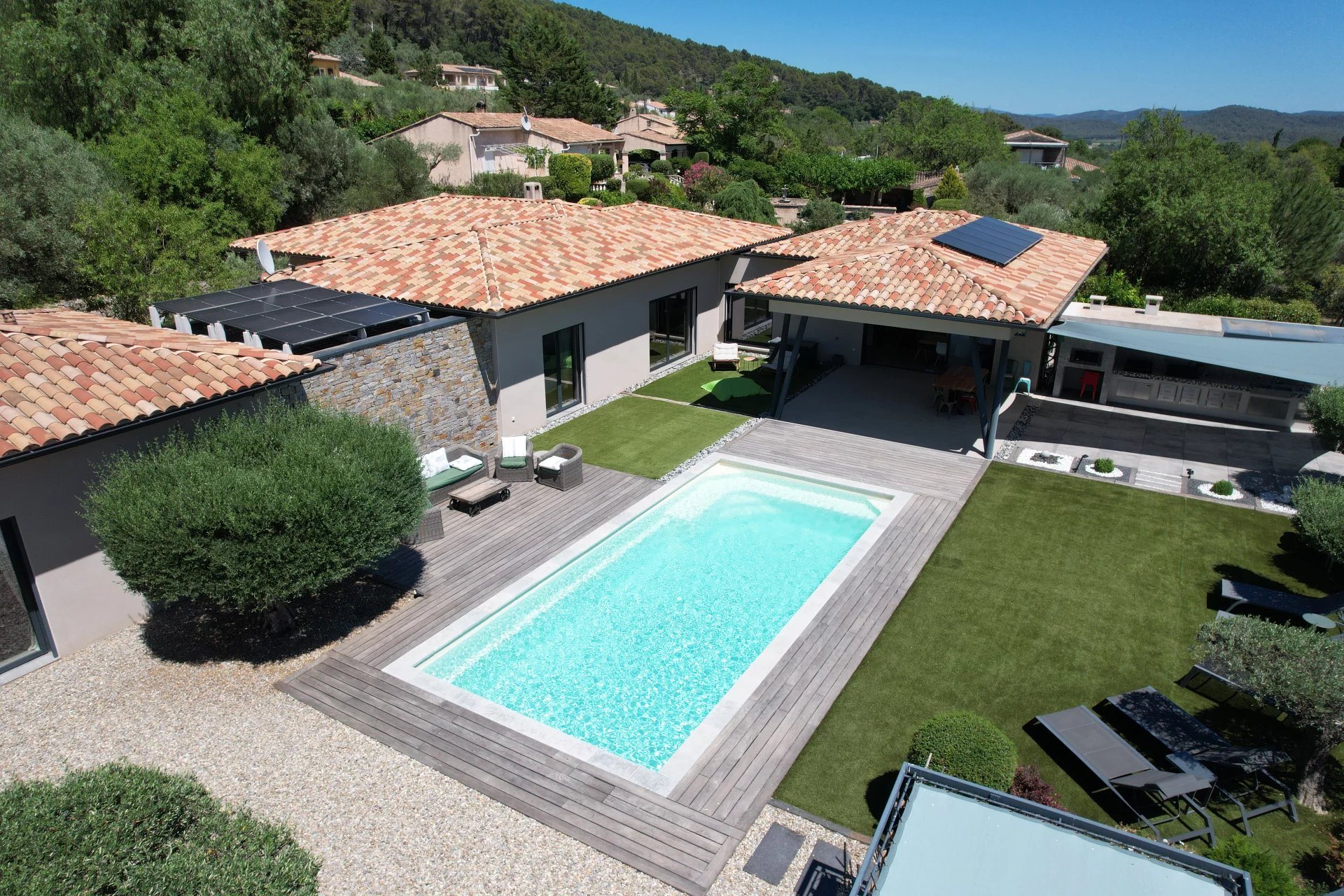 Maison à vendre, 232m², Solliès-Toucas