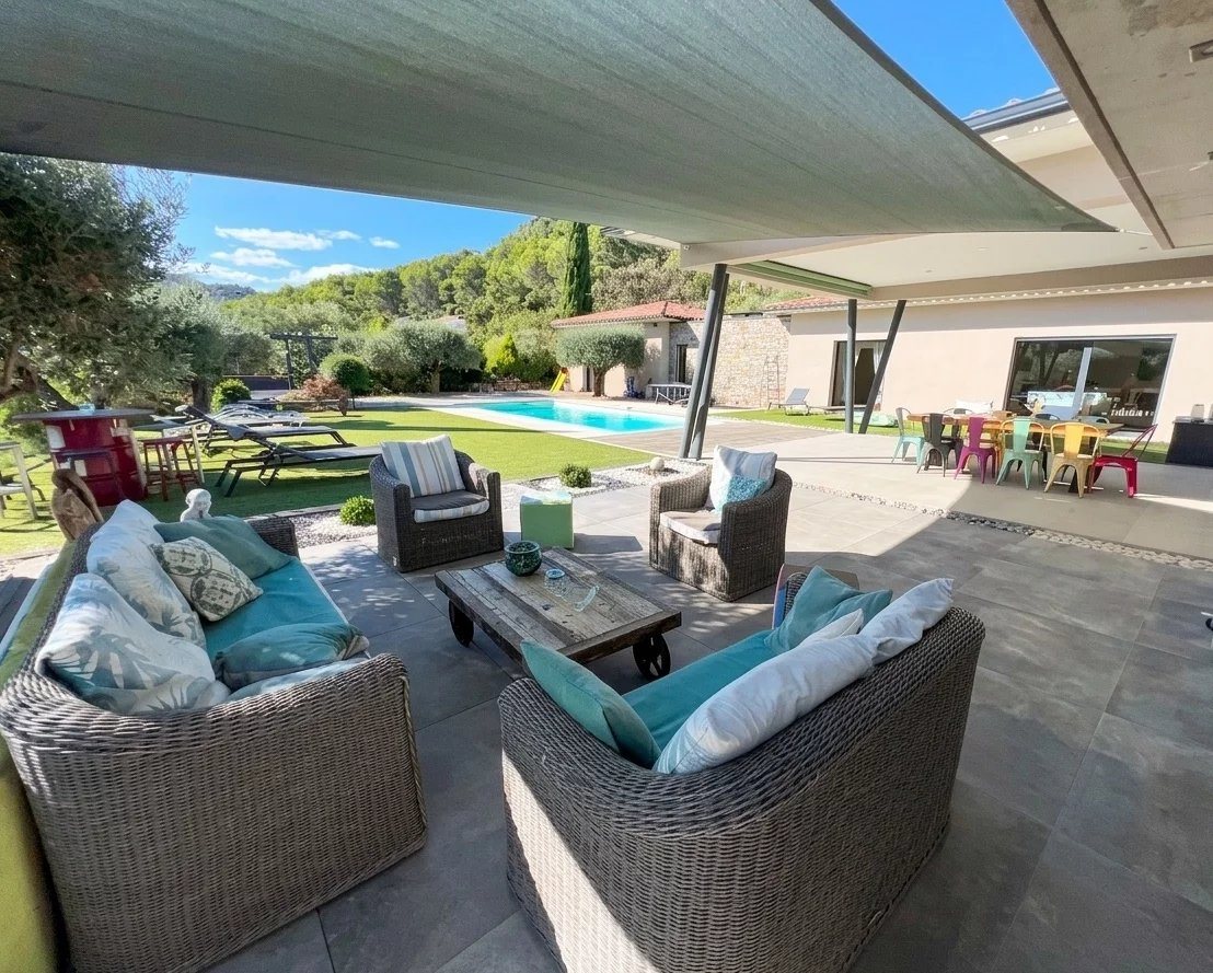 Maison à vendre, 232m², Solliès-Toucas