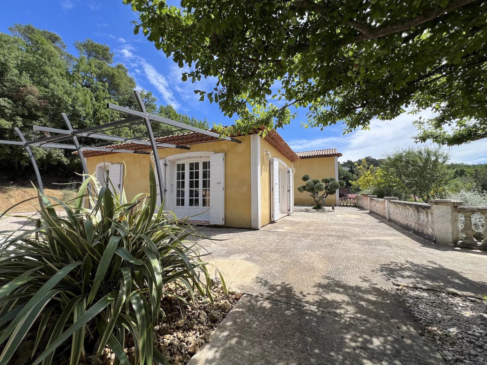 Maison à vendre, 222m², Besse-sur-Issole