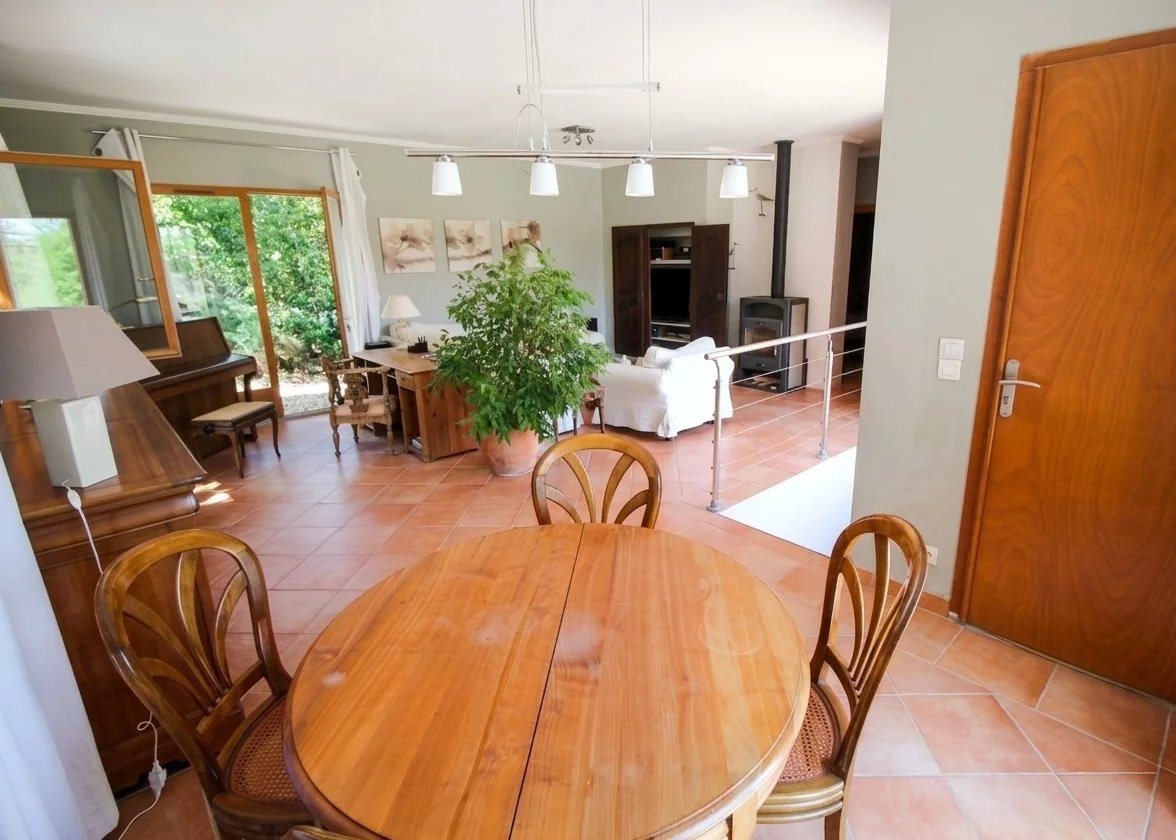Maison à vendre, 108m², Besse-sur-Issole