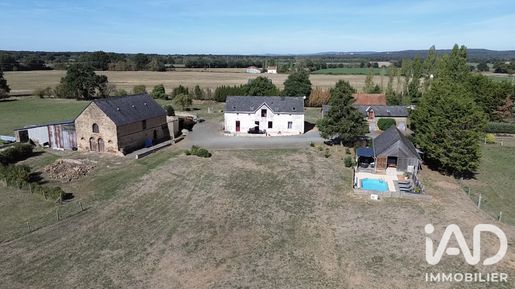 Maison 9 pièces 244 m² à Blandouet