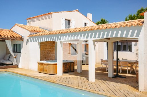 Maison 6 pièces 187 m² · à Périgny · 187 m² · 799 000 €